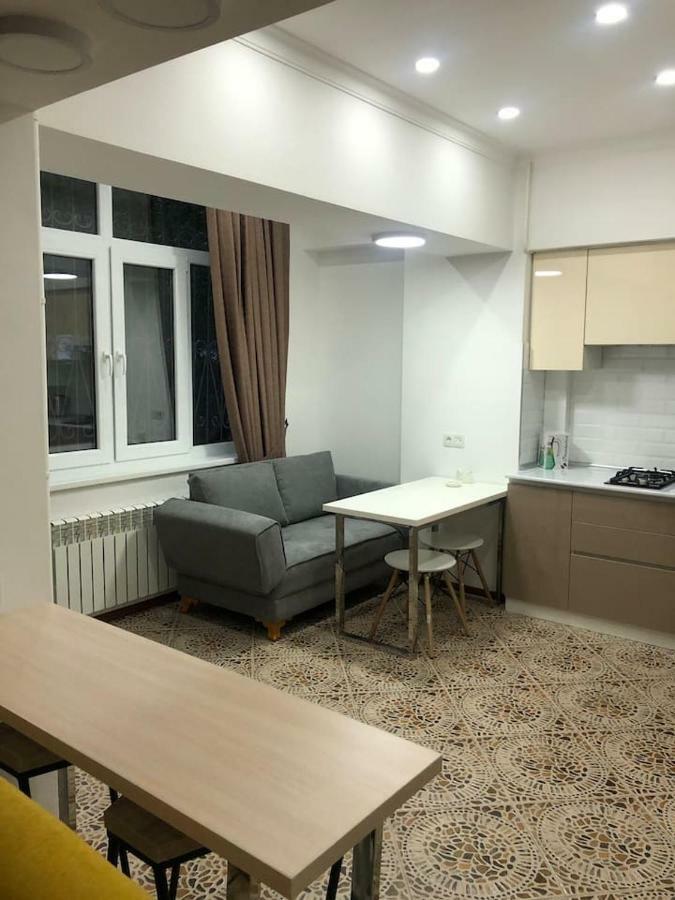 Студия В Центре Ташкента Eksteriør bilde